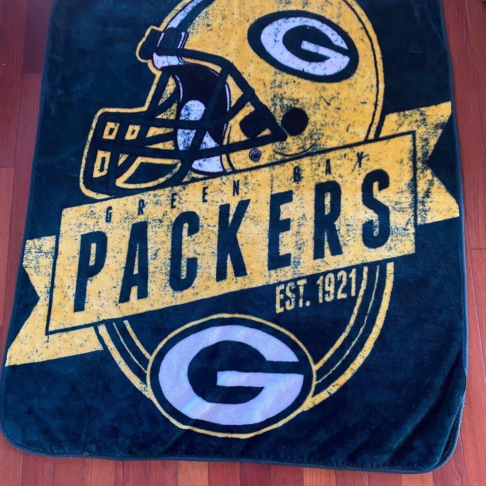 Vintage NFL Green Bay Packers Throw Blanket - Dark Green and Gold